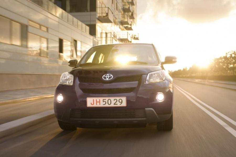  Toyota Urban Cruiser 2008 года  (фото 31 из 31)